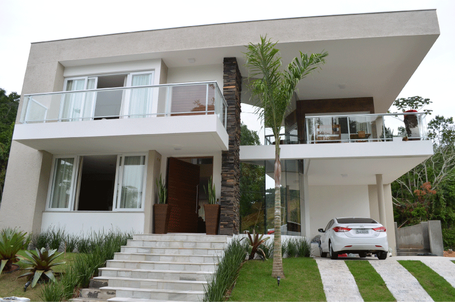 Casa Moderna com Esquadrias em PVC